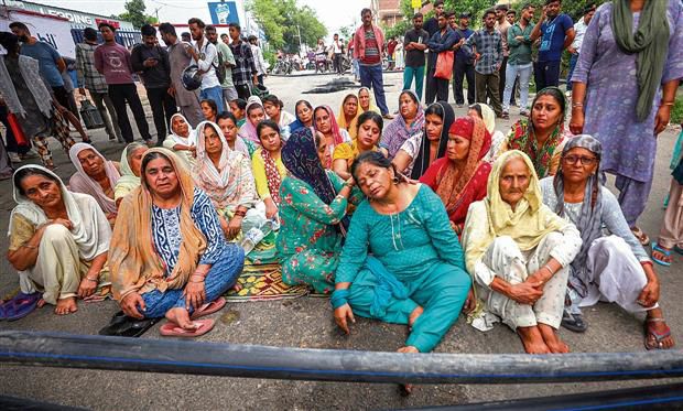 Residents Protest in Jammu Over Man's Death After Police Beating