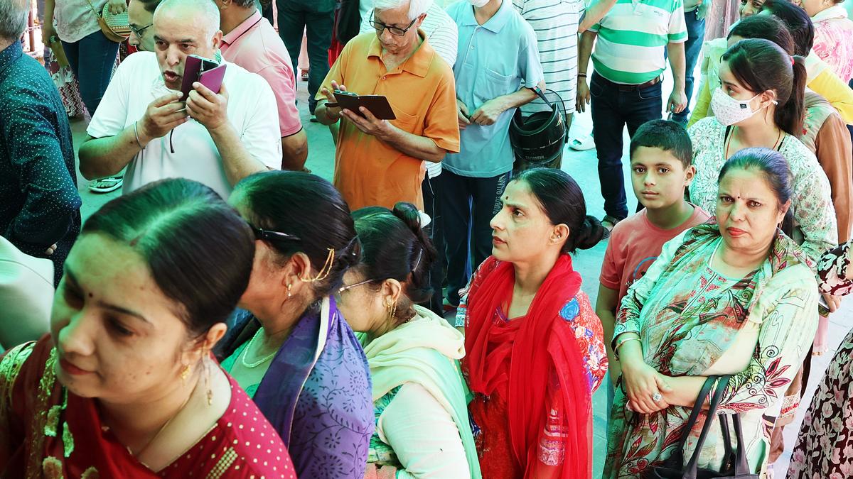 Empowered Voices: Nearly 40% of Migrant Kashmiri Pandits Vote in Jammu