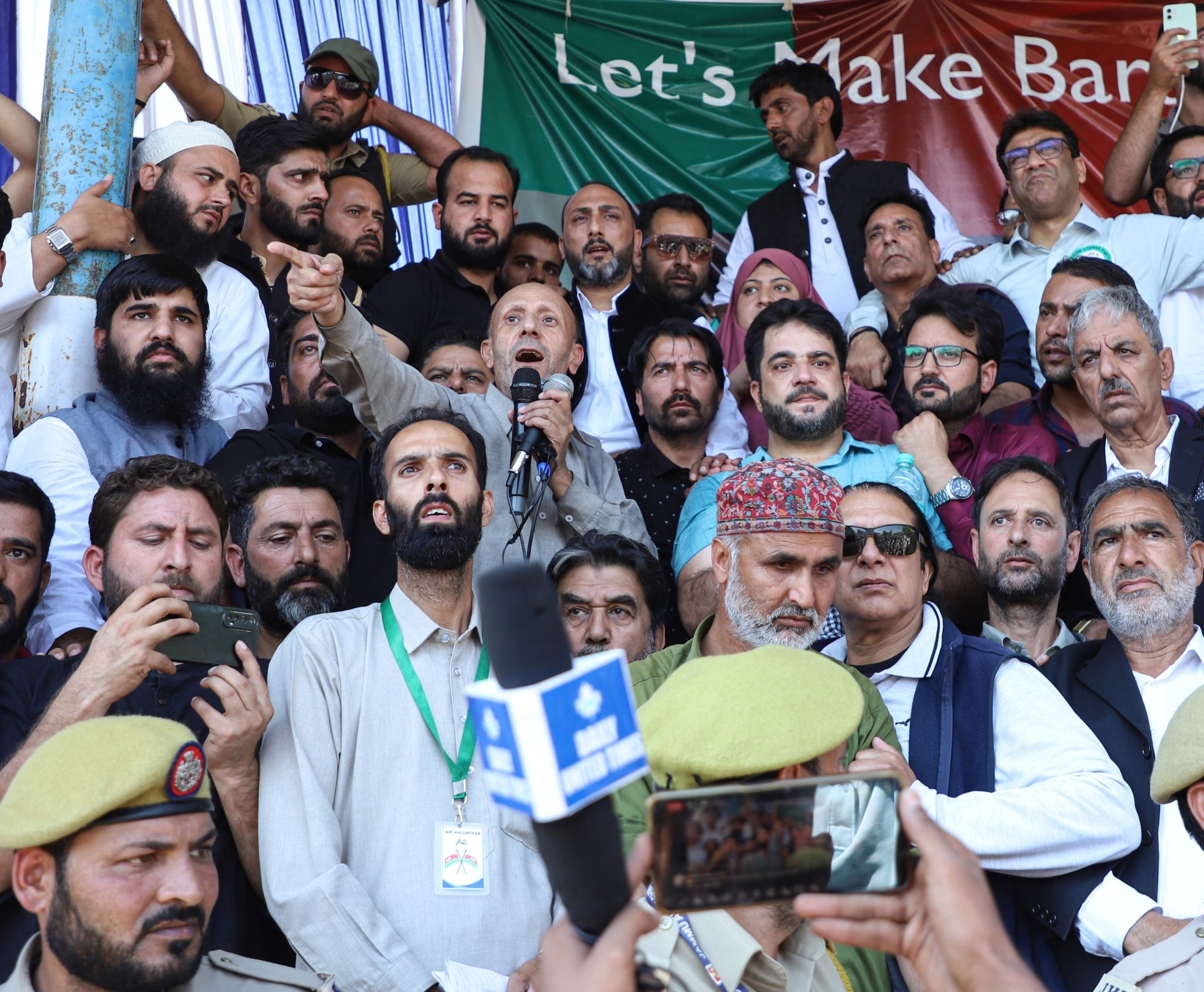 Jamaat-AIP Alliance Shakes Up Political Landscape for NC, PDP in Kashmir