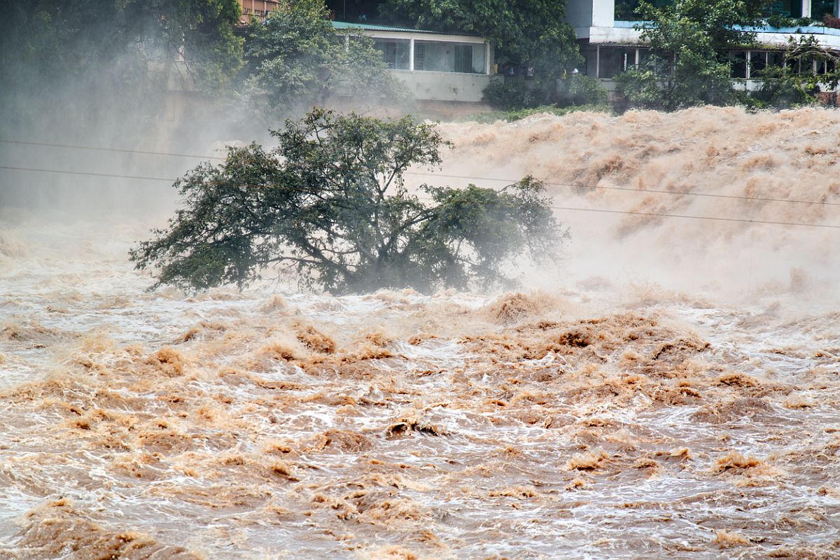 Nature’s Fury: Ramban Hit by Flash Floods After Cloudburst, One Casualty Reported