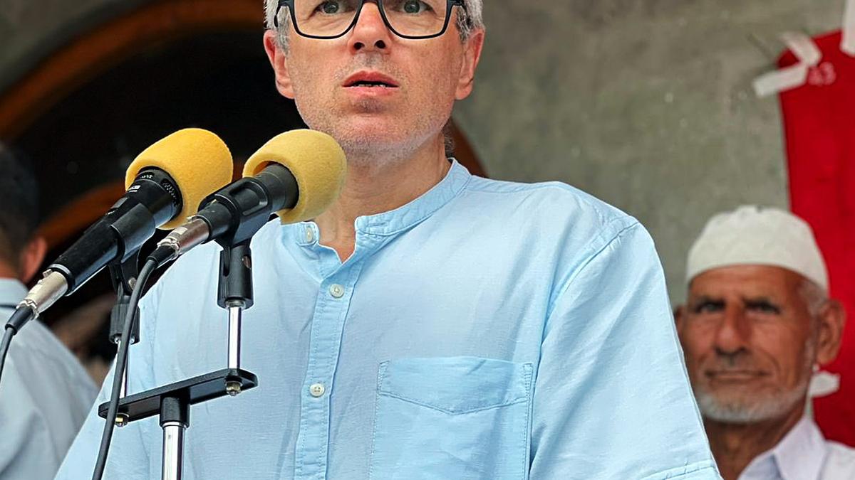 Omar Abdullah Alleges BJP's Covert Support for Independent Candidates in Kashmir