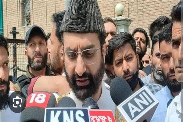 Mirwaiz Speaks: The Crisis of Upbringing in Modern Homes and Why Parents Must Act Now