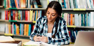 Phone Habits Holding You Back? Top 10 Changes to Boost Your College Experience