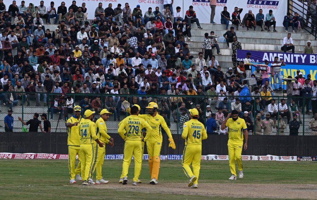 International Cricket Returns to Bakshi Stadium After 40 Years