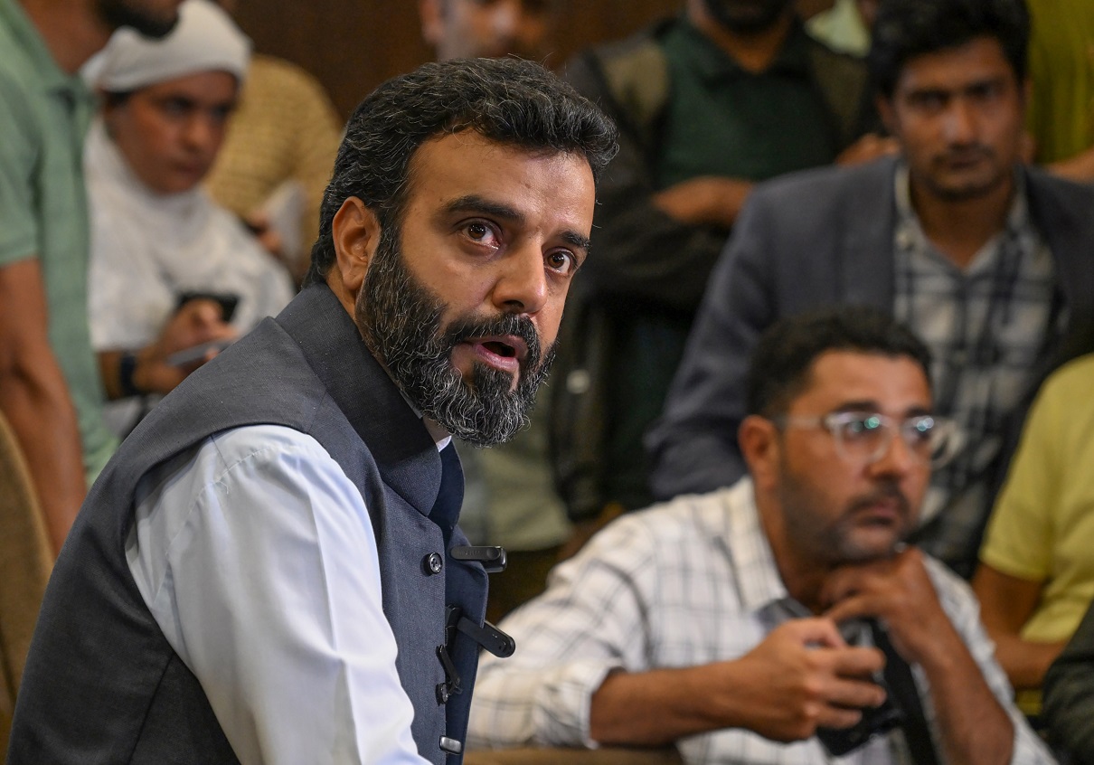 Ruhullah Caught in Article 370 Crossfire: NC's Stance Under Scrutiny