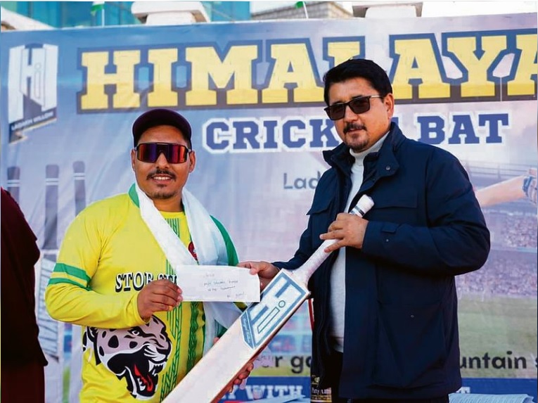 Tashi Gyalson Unveils Locally Crafted Cricket Bat in Hanu Village