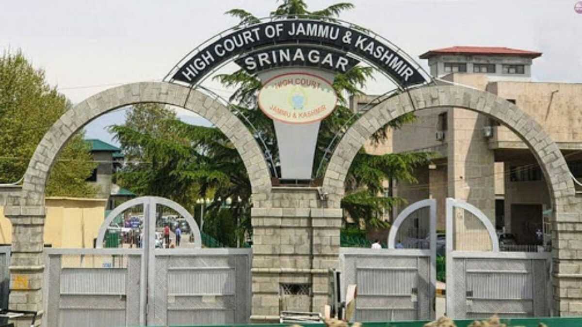Unauthorised Occupation of J&K Govt Bungalows: High Court Takes Action