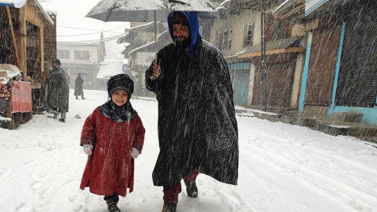 J&K Braces for Moderate Snowfall on Jan 4-5; Dry Weather Until Year-End