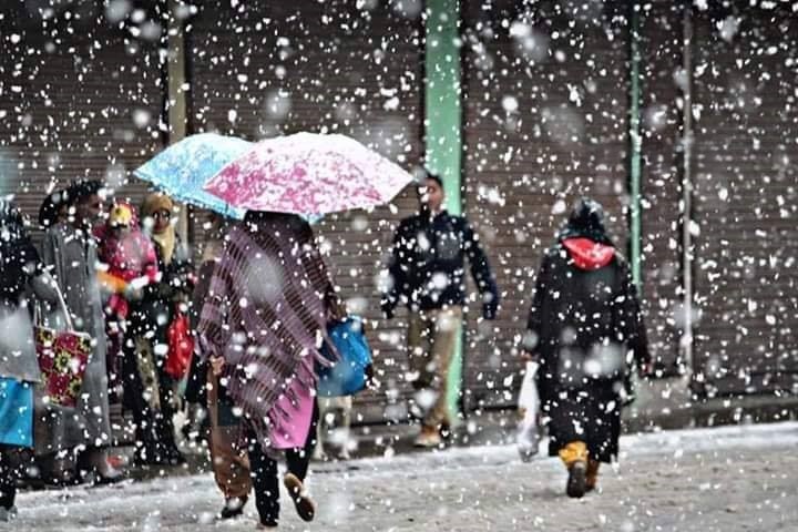 Snowfall and Festivities: Kashmir Valley Embraces Winter with Enthusiasm