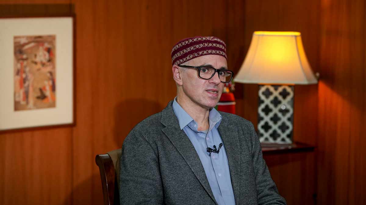 Omar Abdullah Confronts Karnataka CM Over Kashmiri Student’s Harassment
