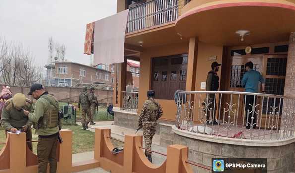 Kashmir Police Raid Separatist Networks: Multiple Locations Searched Across Valley
