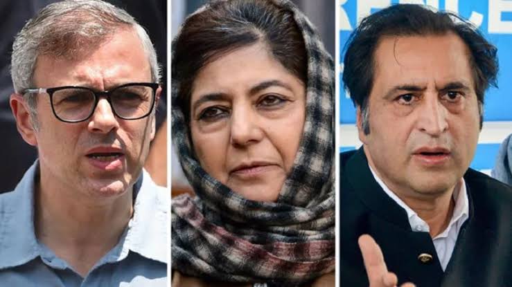 Omar Abdullah, Mehbooba Mufti Lead Opposition to Waqf Bill