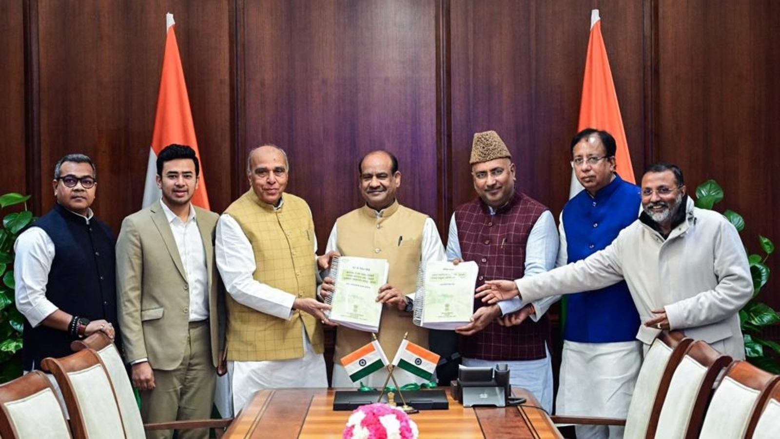 Waqf (Amendment) Bill 2024: Support, Opposition, and BJP's Numbers in Parliament