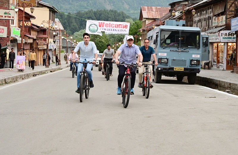 Reviving Kashmir's Tourism: CM Omar Abdullah's Strategic Vision Post-Pahalgam Tragedy