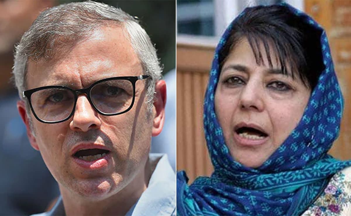 Kashmir Reservation Row 2025: Omar Abdullah Accuses Mehbooba Mufti and Sajad Lone of Political Hypocrisy