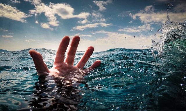 Kashmir's Silent Tsunami: When Paradise Drowns in Despair, Debt, and Disconnection