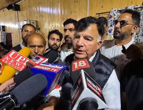 Mehboob Beg Questions Omar Abdullah’s Governance Under J&K UT Model