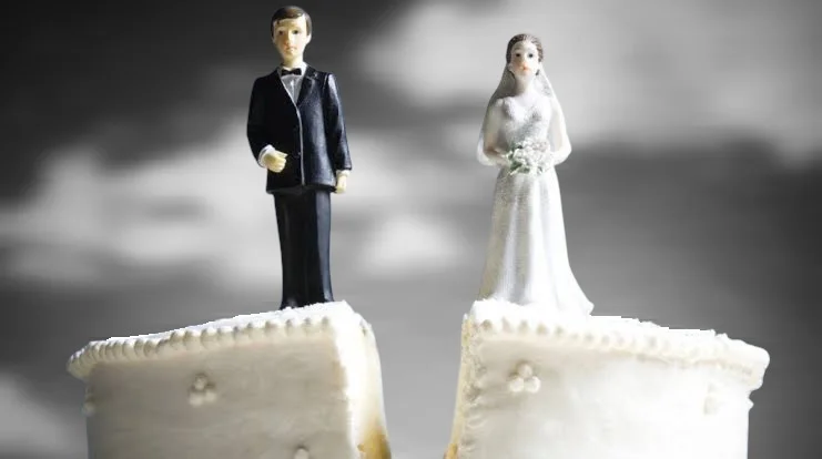 Kashmir’s Marital Crisis 2025 – Why Divorces Are Rising at an Alarming Rate