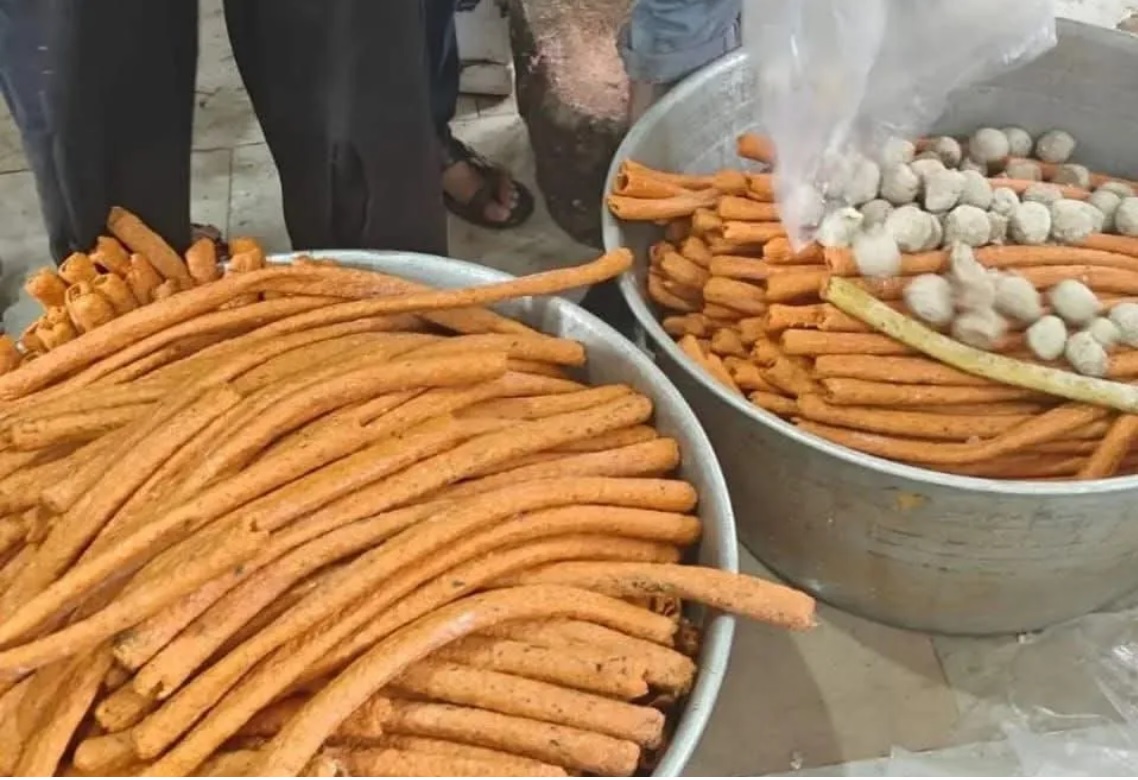 Rotten Meat Crisis in Kashmir: Unveiling the Dark Side of the Valley's Food Supply Chain