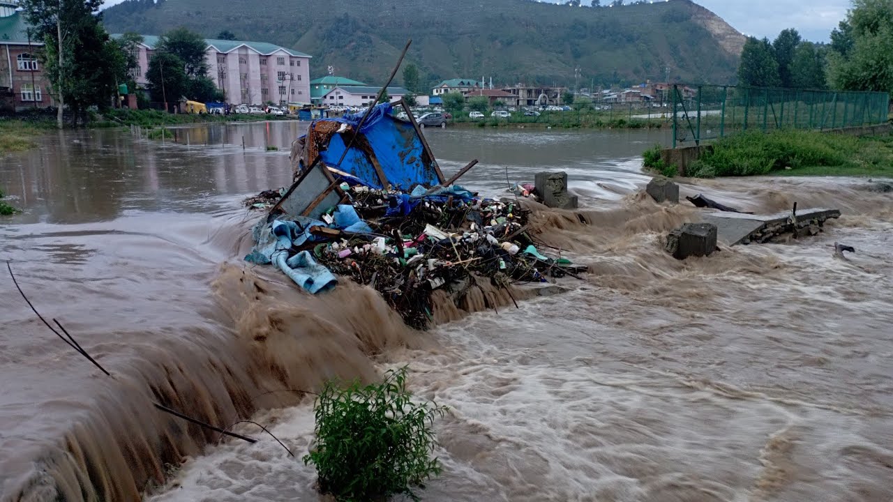 Cloudbursts Ravage Anantnag: 2 Dead, Bridges Swept Away, Towns Submerged