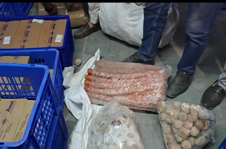 From Ghazipur to Srinagar: Rotten Meat Scandal Exposes Kashmir’s Food Safety Crisis