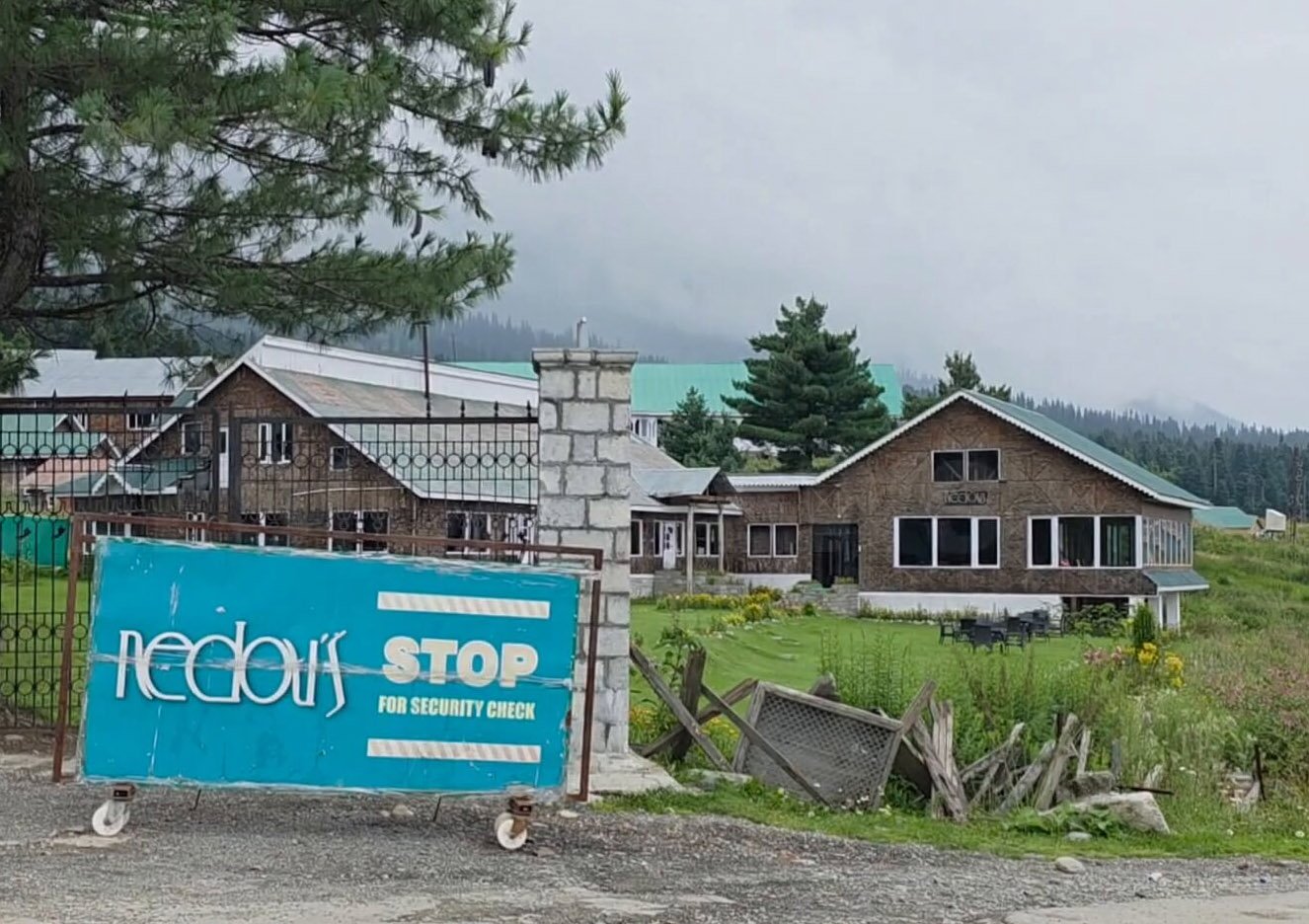 Gulmarg Lease Row Deepens as CM, L-G Submit Contradictory Stands in High Court