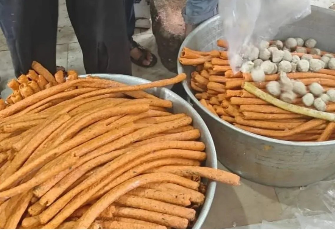 Rotten Meat Crisis in Kashmir: Unveiling the Dark Side of the Valley's Food Supply Chain