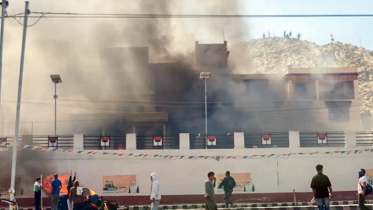 Ladakh Protests Turn Deadly: Centre Blames Politics, Locals Demand Statehood & Sixth Schedule