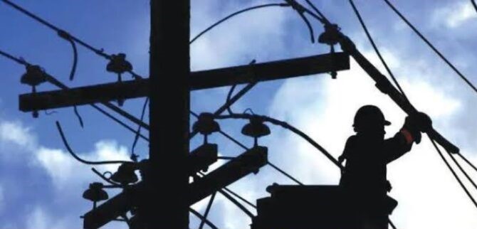 Scheduled Power Shutdowns Across Kashmir in Early November 2025 – What Residents Must Know