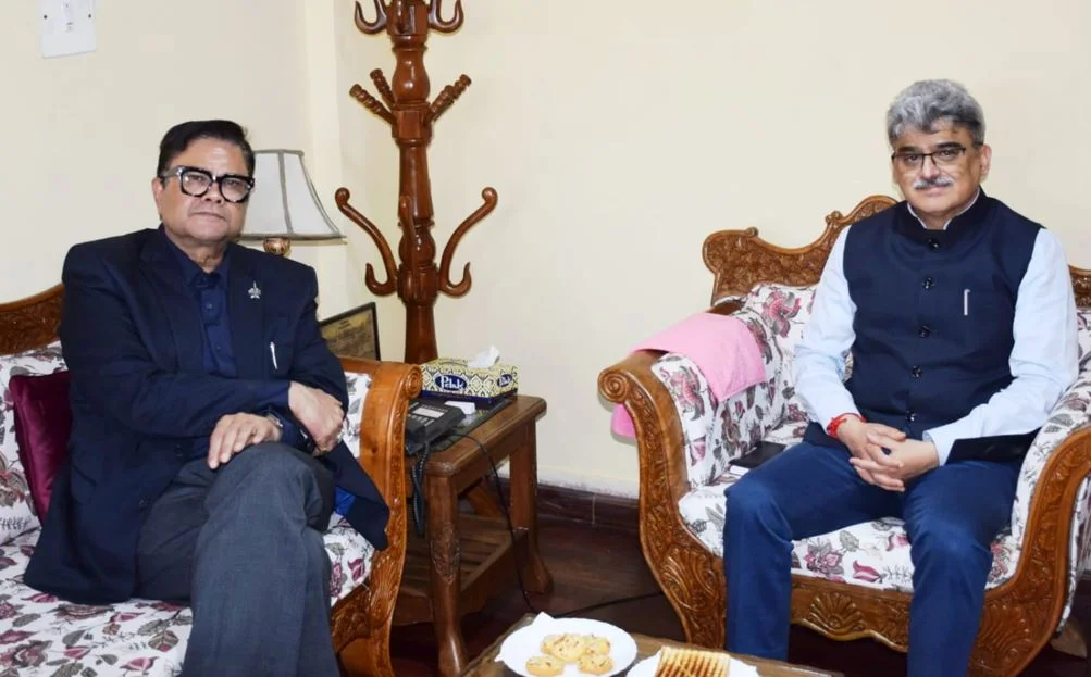 Union Education Secretary Proposes Abolishing Class 11 Board Exams in Jammu & Kashmir