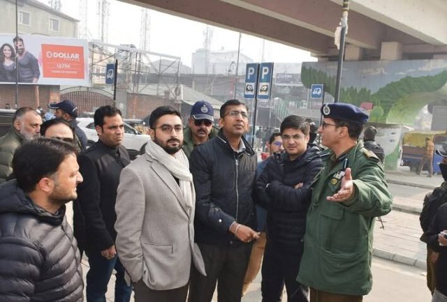 Srinagar Traffic Revamp: Government Launches Comprehensive Traffic Decongestion Plan Led by Div Com Kashmir