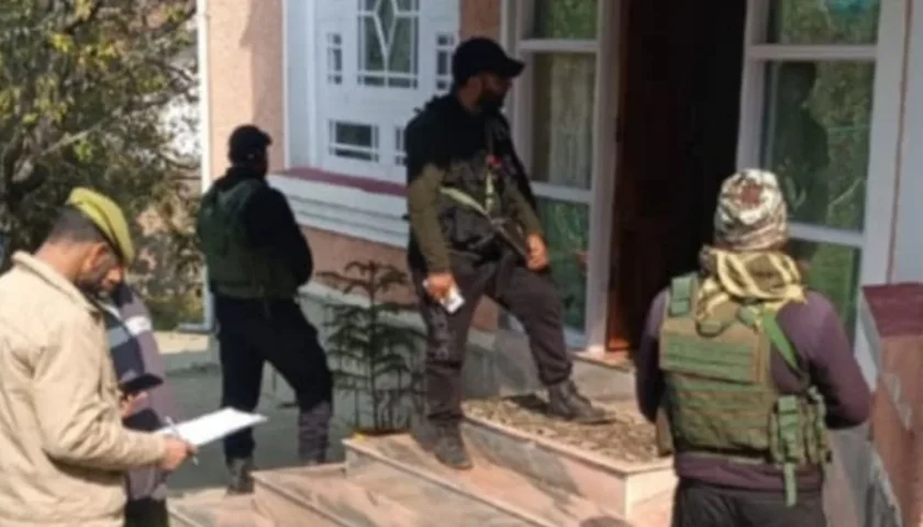 Massive Crackdown in Kashmir: Police & CRPF Launch Raids on Jamaat-e-Islami Networks Amid Fears of Revival