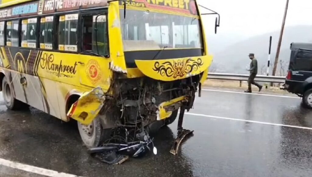 Deadly Crash on Jammu–Srinagar Highway: Four Killed Near Udhampur
