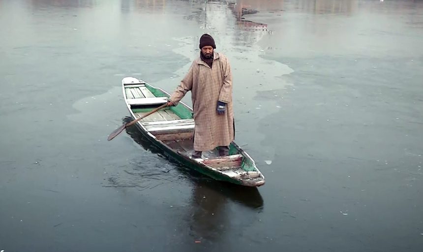 Kashmir Continues to Freeze as Winter Storms Loom, IMD Warns of Snowfall and Rainfall