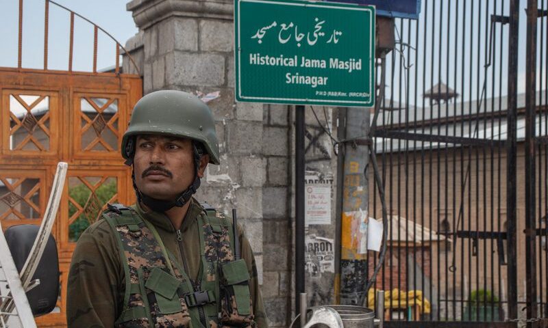 Mosque Profiling Drive in Kashmir Triggers Political and Religious Outcry