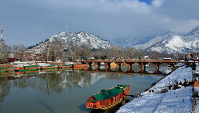 Winter Snowfall Crucial for Kashmir’s Agriculture and Water Security, Warn Experts