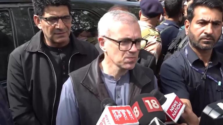 Attacks on Kashmiris Outside J&K Unacceptable, Must Stop: Omar Abdullah’s Appeal Amid Surge in Assaults