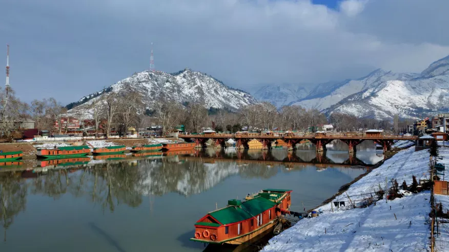 Winter Snowfall Crucial for Kashmir’s Agriculture and Water Security, Warn Experts