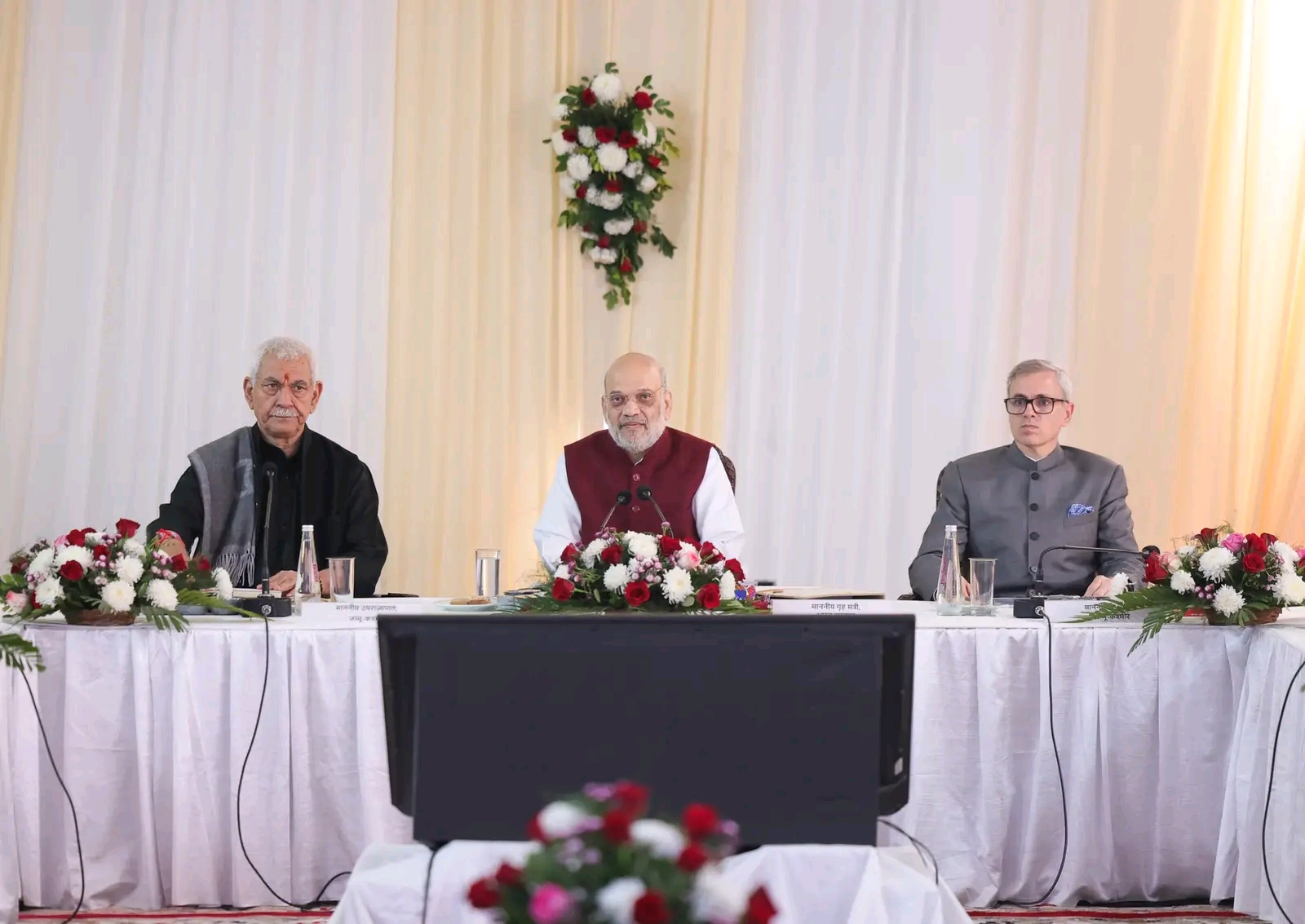 Amit Shah Reviews J&K Projects, Announces ₹200 Crore Sports Investment, Tourism Push