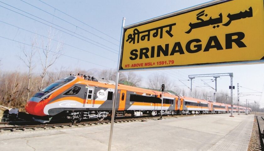 No Vande Bharat Between Srinagar and Jammu — For Now: Railways Cite Infrastructure Gaps