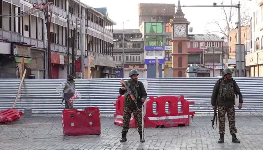 14 Injured in Kashmir Protests Over Reported Killing of Iran’s Supreme Leader; Lal Chowk Barricaded, Restrictions Continue