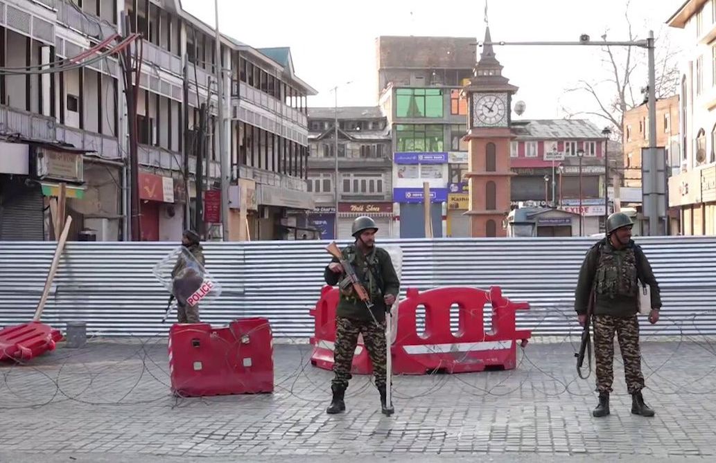 14 Injured in Kashmir Protests Over Reported Killing of Iran’s Supreme Leader; Lal Chowk Barricaded, Restrictions Continue