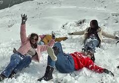 Fresh Snowfall Returns to Kashmir: Gulmarg, Sonamarg & Pahalgam Witness Late-Season Snow as Temperatures Drop