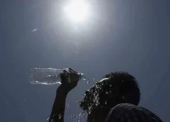 Unseasonal Heatwave in Jammu & Kashmir: Temperatures Surge Above Normal as Dry Weather Persists