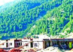 Illegal Constructions in Kashmir Tourist Zones: Over 200 Structures Flagged in Gulmarg, Pahalgam, Sonamarg