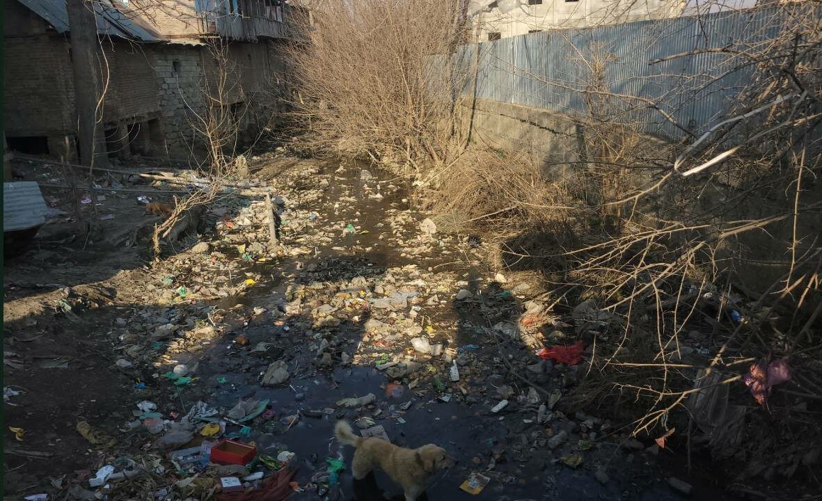 Kashmir Water Crisis 2026: 23% Water Bodies Lost, 315 Lakes Vanished Since 1967