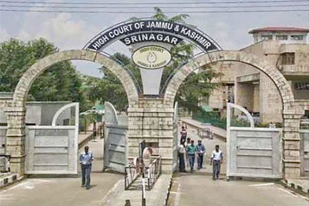 J&K High Court Calls Backdoor Appointments a “Fraud on the Constitution”, Rejects Regularisation Plea of University Engineers