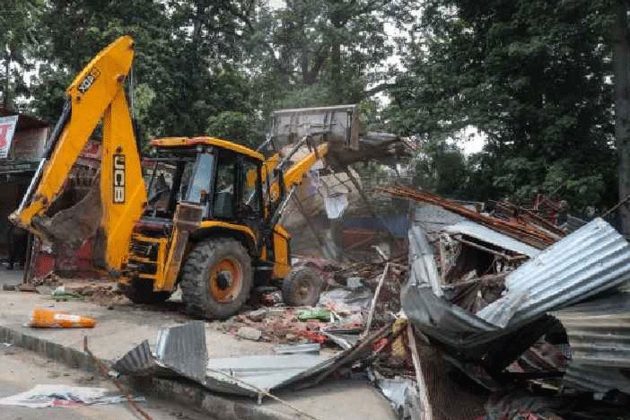 Bulldozers, Bias and Backlash: Why Sheikh Khursheed Boycotted LG Manoj Sinha’s Anti-Drug Campaign in Kashmir