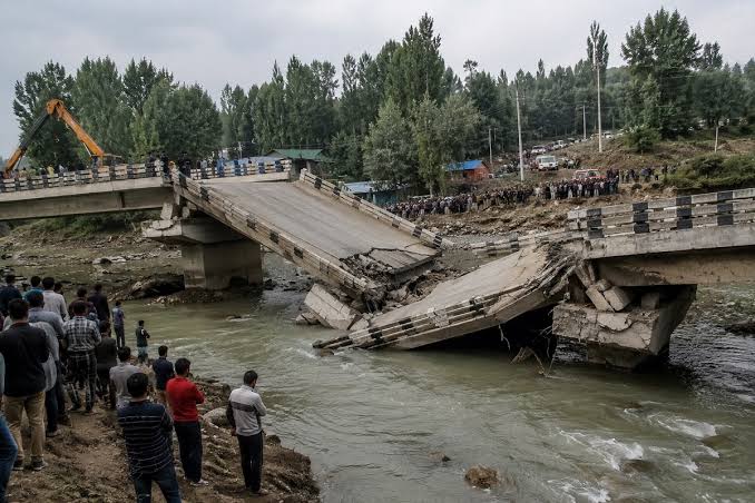 Baramulla Uri Highway Bridge Collapse: 10 Workers Injured, Safety Probe Begins