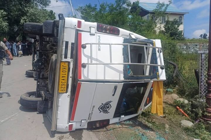 Pahalgam Road Tragedy Claims Two Lives as Tourist Bus Overturns in Tangmarg, Raising Kashmir Safety Concerns